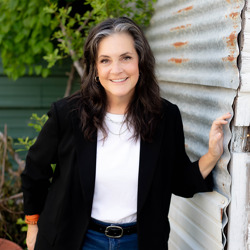 November 2025-Melissa Bowen-The Authenticity Center